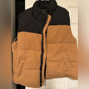 Black & Cream Sherpa Vest
